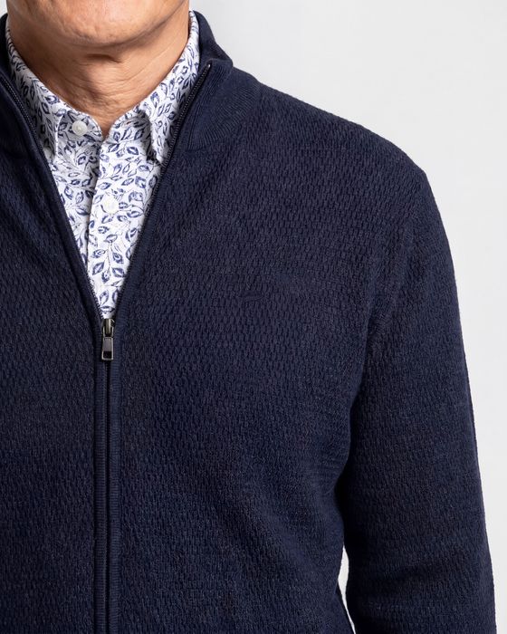Campbell Vest Felipe