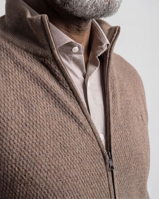Campbell Vest Felipe